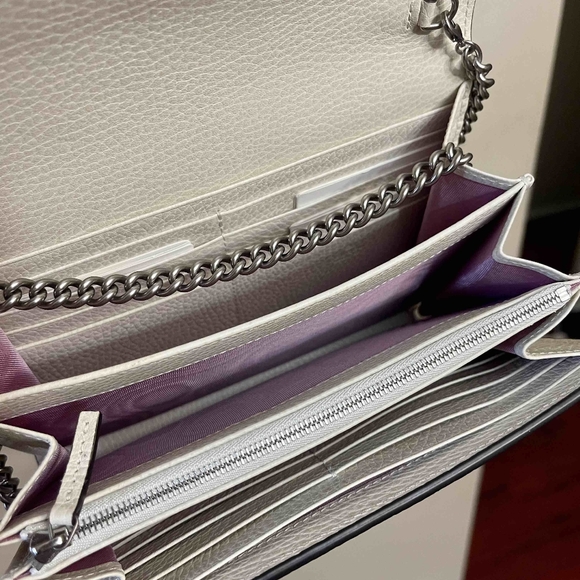 Gucci mini Wallet on chain (WOC) - Picture 6 of 10